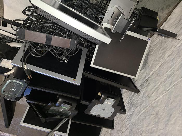 Used One Lot of 10 Inch Flat Screen Monitors All for one price