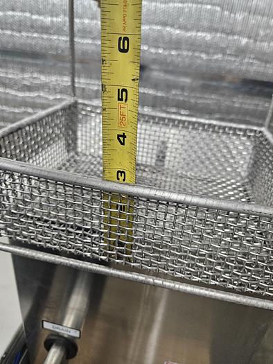Used Branson Ultrasonic Cleaner 25 kHz Wash System with Heated SS Tank & Basket 5 Gallon Capacity