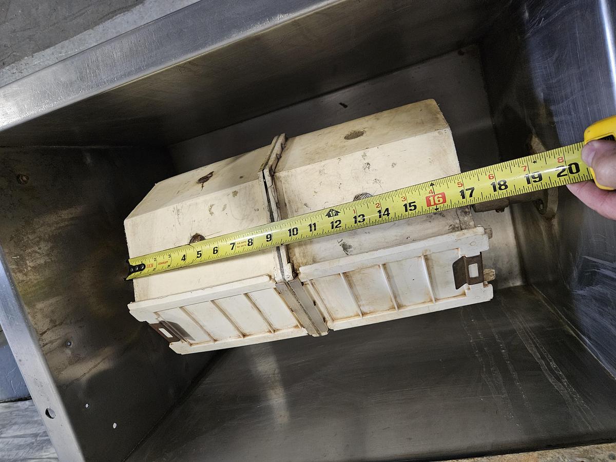 Used Greco Wet Tumbler Rotary Finishing Machine Polish Metal Automatically 110V