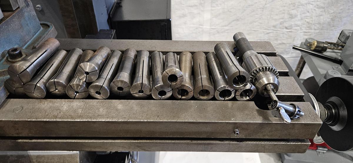 Used BRIDGEPORT SERIES I 2HP VERTICAL MILL – PROTOTRAK MX2 2-AXIS CNC / CONVERSATIONAL CONTROL – POWER FEED – VISE – COLLETS – 480V 3 PHASE – RUNNING