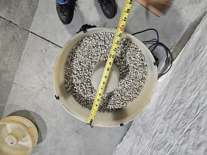 Refurbished Belair Vibratory Finishing Machine 1/2 Cubic Ft 110V Polish Deburr Metal