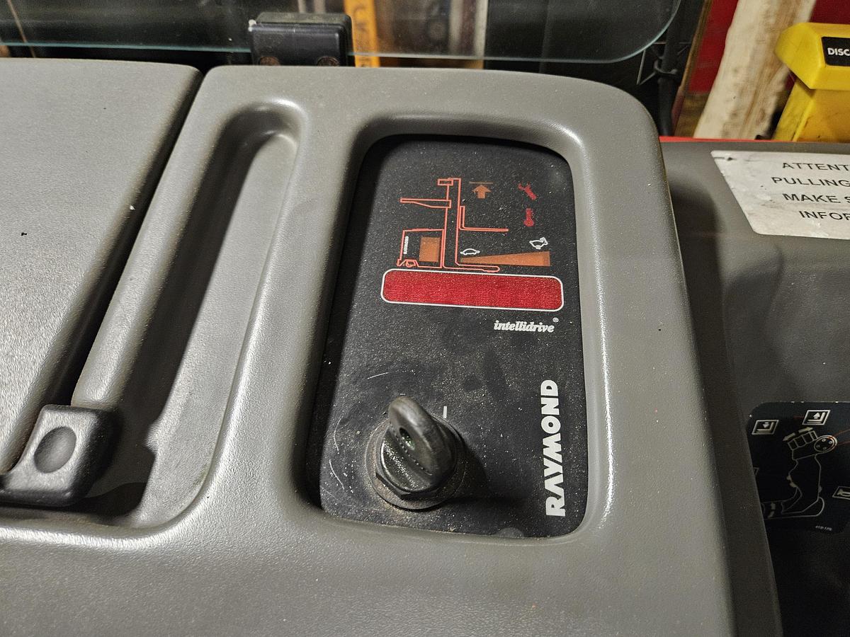 Used Raymond Standup Fork Lift 2007 Narrow Aisle 3000 Lb Triple Mast 260" height with Reaching Forks Forklift