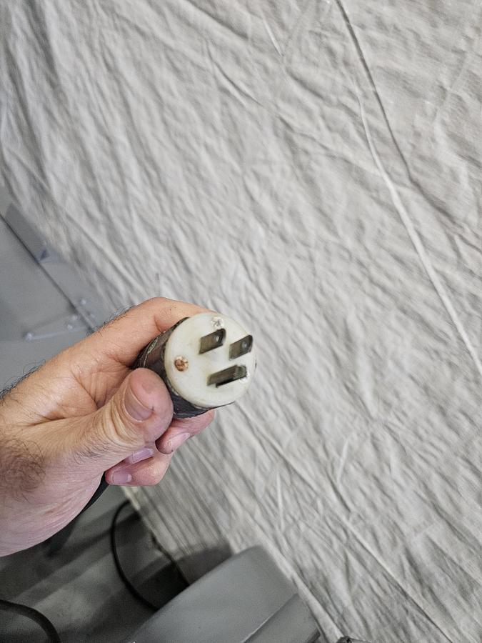 Used Greco Wet Tumbler Rotary Finishing Machine Polish Metal Automatically 110V