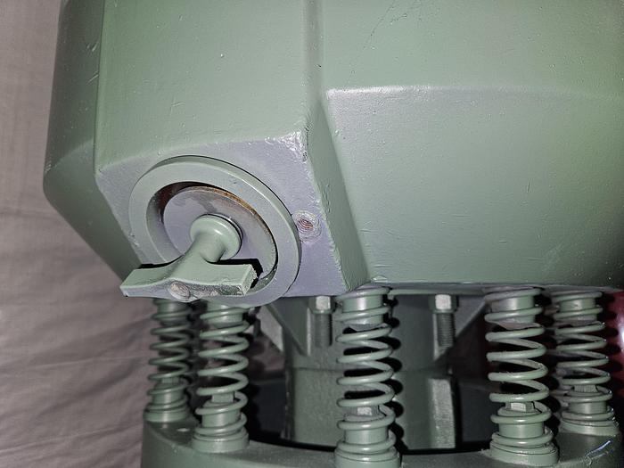 Used Sweco 1.2 Cubic Ft Vibratory Finisher 220V 3 Phase Polish Debur Metal Fast Finishing