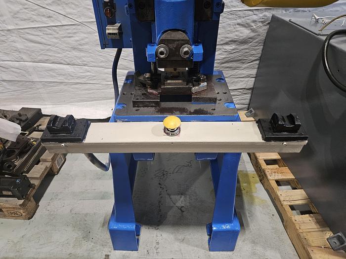Used Kenco 15 Ton Stamping Punch Press Forming Metal 