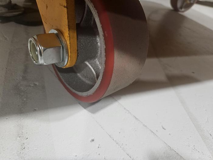 Used Hydraulic Post Lift Table 2000 Lb Capacity 59 Inch Raised Height Table is 24x36 Inch 