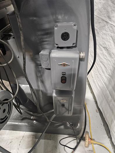 Used Bridgeport Mill 1 HP 36 inch Table DRO Power Feed Collets Chrome Ways 6 inch Vise