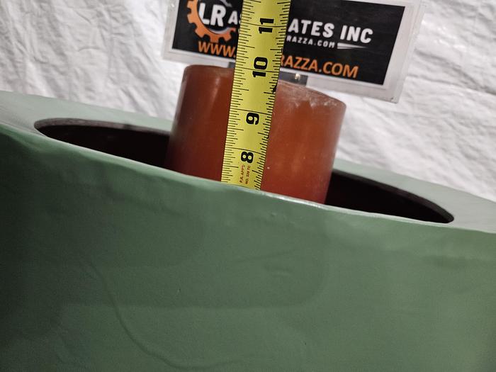 Used Sweco 1.2 Cubic Ft Vibratory Finisher 230v 3 phase Polish Debur Metal