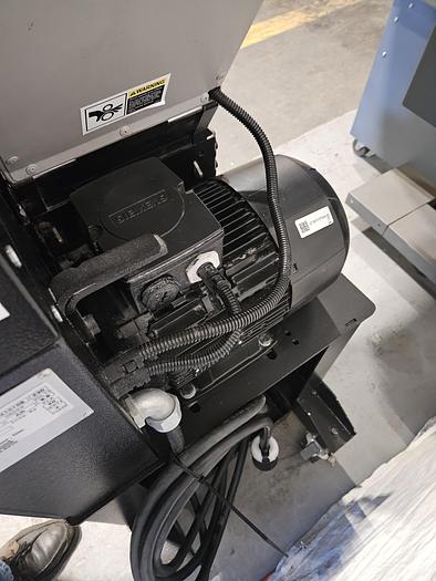 Used Rapid Model 150-21 Plastic Grinder Granulator 6 x 8 inch Throat 3 HP 220V 3Phase Many in stock!!