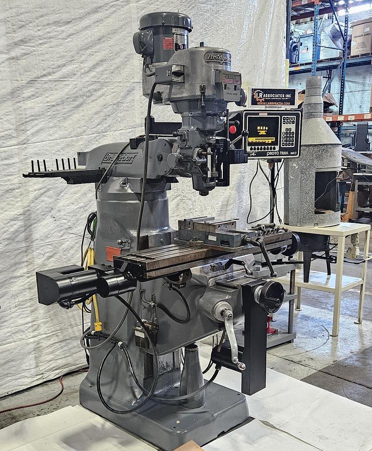 Used BRIDGEPORT SERIES I 2HP VERTICAL MILL – PROTOTRAK MX2 2-AXIS CNC / CONVERSATIONAL CONTROL – POWER FEED – VISE – COLLETS – 480V 3 PHASE – RUNNING