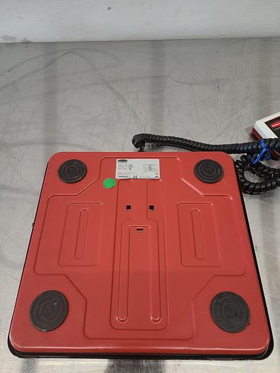 Used Rubbermaid 150 Lb Digital Scale 110V 12 Inch Platform 