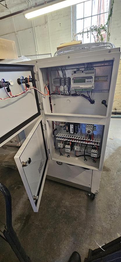 Used SCHREIBER MODEL 200AC INDUSTRIAL PROCESS CHILLER – 460V – CAREL pCO DIGITAL CONTROLLER – REMOTE CONTROLLER INCLUDED – TWO AVAILABLE