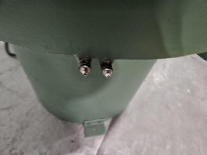 Used Ultramatic SVB 3.5 Cubic Ft Vibratory Tumbler Finishing Machine with Automatic Separation (wired 115V) Pristine Condition!