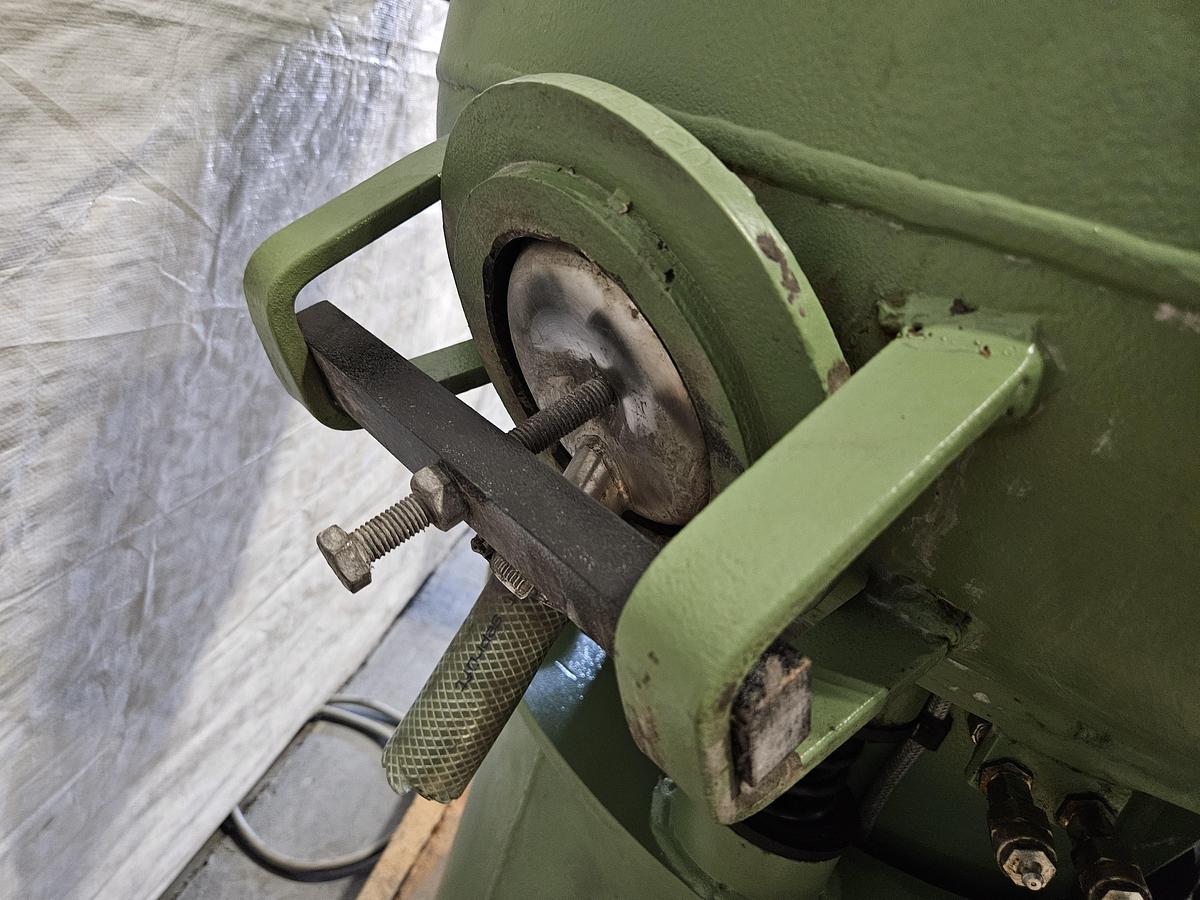 Used RÖSLER R125 EC RUBBER-LINED VIBRATORY FINISHING MACHINE – APPROX. 3 CU. FT. WORKING CAPACITY – 460V 3 PHASE – MADE IN GERMANY – TESTED