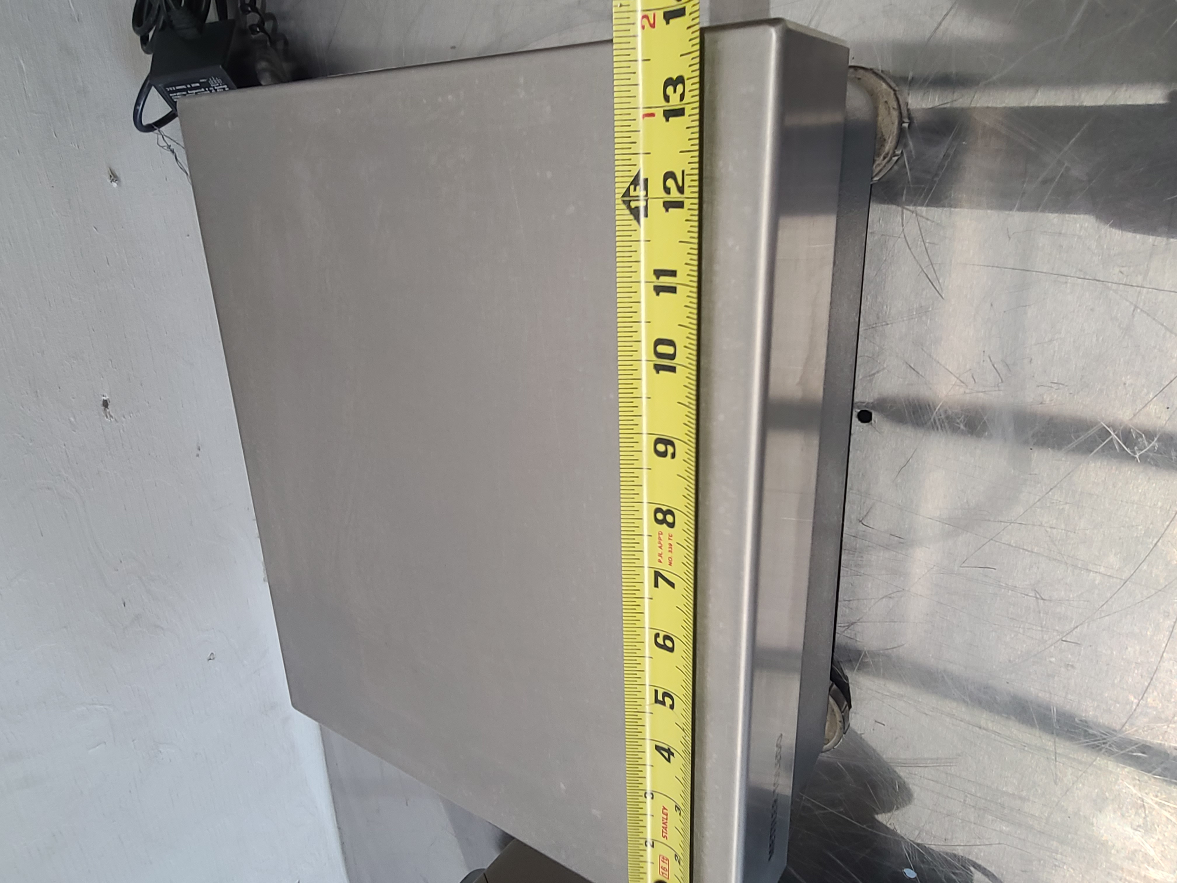 Used Mettler Toledo SC Counting Scale Capacity 60 x 0.01 Lb 120V