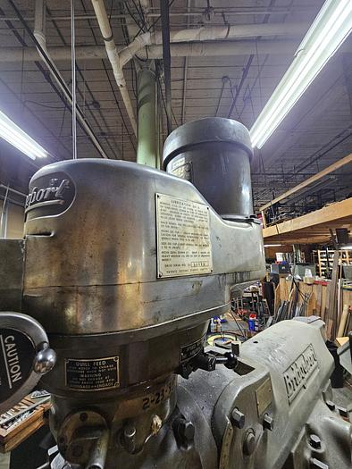 Used Bridgeport Variable Speed Milling Machine 42 Table Vise & Power Feed