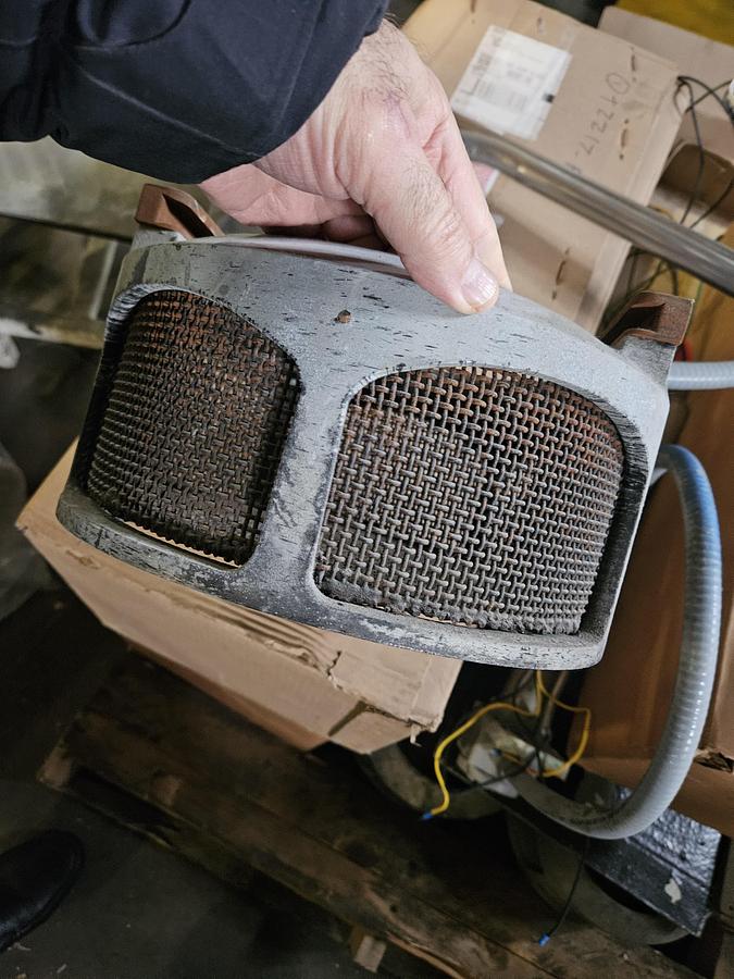 Used Ronci R-100 Spin Lacquer Machine 220 Volt Industrial High-Speed Coating System