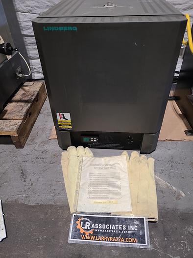 Used Lindberg Heat Treating Oven Furnace Max Temp: 2012F Pristine Condition!