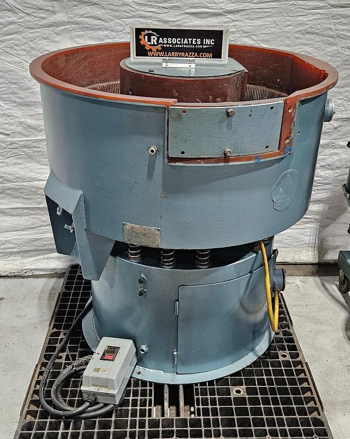 Used ULTRAMATIC RUBBER-LINED VIBRATORY FINISHING TUMBLING MACHINE – APPROX. 4 CU. FT. – 36" BOWL – 220V 3 PHASE – DUMP DISCHARGE – TESTED