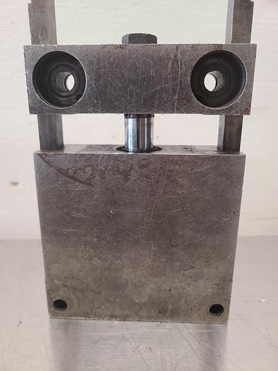 Used Rapid Air Automatic Stock Feed  B2 Stamping Press Flat or Wire Feeder 