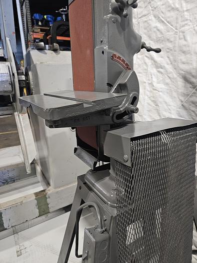 Used Delta Super Heavy Duty 6 Inch Belt Sander 110 V on Stand