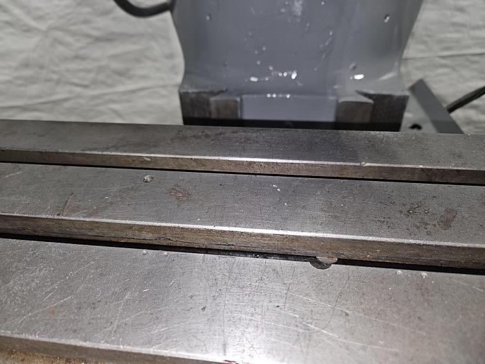 Used 2 HP Vari-Speed Bridgeport Milling Machine with Mitutoyo DRO Power Feed 230V 3 Phase