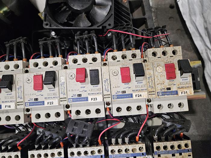 Used 7 Telemecanique LP1K 0910BD3 Motor Starters and 5 Schneider LP1K0910BD3 Contactors ONE PRICE FOR ALL!