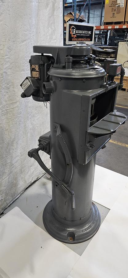 Used Ronci R-100 Spin Lacquer Machine 220 Volt Industrial High-Speed Coating System