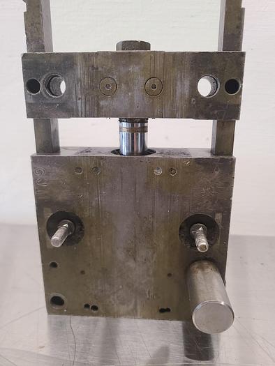 Used Rapid Air Automatic Stock Feed  B2 Stamping Press Flat or Wire Feeder 