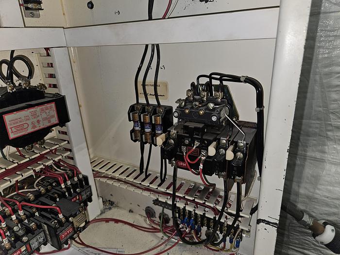 Used Wabash 100 Ton Hydraulic Press Model# 100-2424-STMAC with Heated Platens Molding & Laminating 