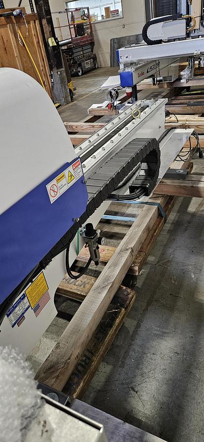 Used YUSHIN RCII-150D-15-95 INJECTION MOLDING ROBOT Factory Refurbished