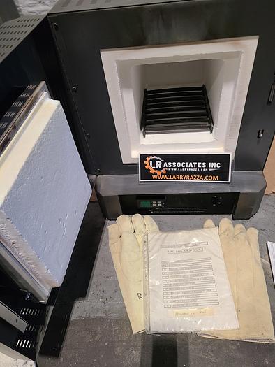 Used Lindberg Heat Treating Oven Furnace Max Temp: 2012F Pristine Condition!