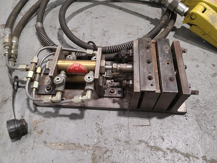 Used Pneumatic Hydraulic Clamp Clamping Mechanism with Foot Pedals