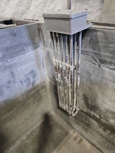 Used Stainless Steel Dipping / Holding Tank 8 Feet long x 36" wide x 36" deep two 4 foot chambers