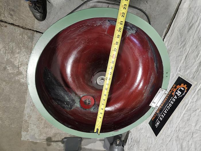 Used Ultramatic 24 Inch Vibratory Finishing Machine 110 Volts Polish Deburr Metal Plastic