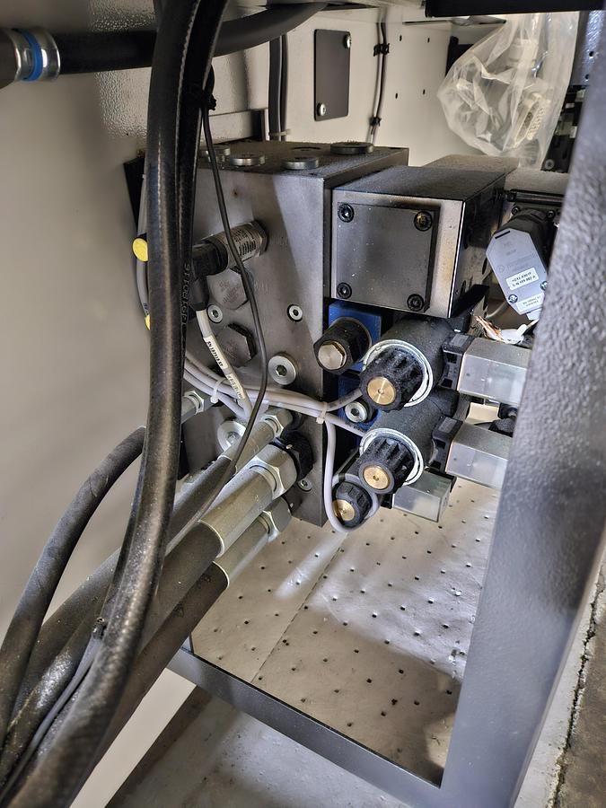 Used 2016 Arburg 470 C 1500-400 Golden Edition 165 Ton 6.5 oz. Allrounder Injection Molding Machine PRISTINE!!!