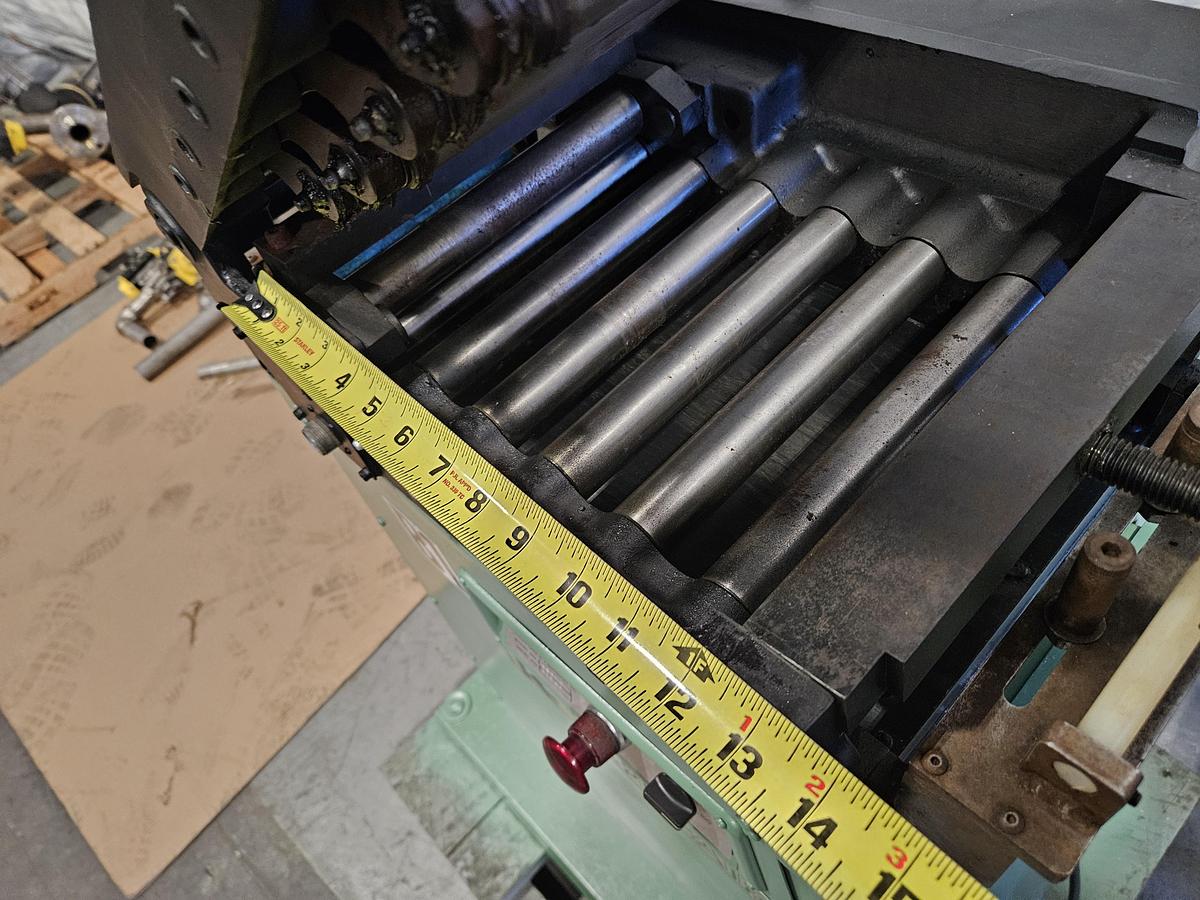 Used RAPID-AIR SS8-A POWERED STOCK STRAIGHTENER – 8" WIDTH CAPACITY – VARIABLE SPEED – ELECTRONIC LOOP CONTROL – 220V / 3 PHASE
