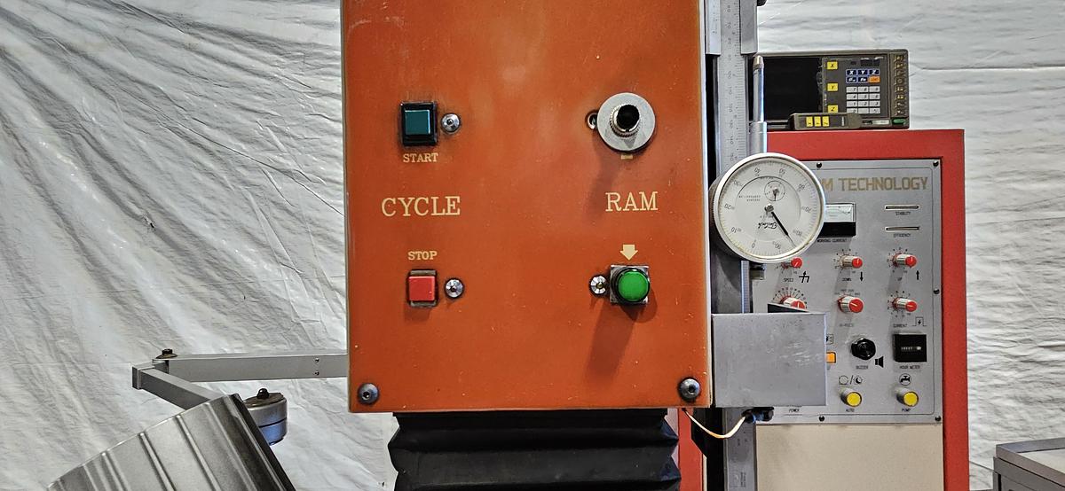 Used EDM TECHNOLOGY OMEGA 405-B SINKER EDM – 30 AMP POWER SUPPLY – MITUTOYO DIGITAL READOUT – MAGNETIC CHUCK – 220V 3 PHASE – 1990