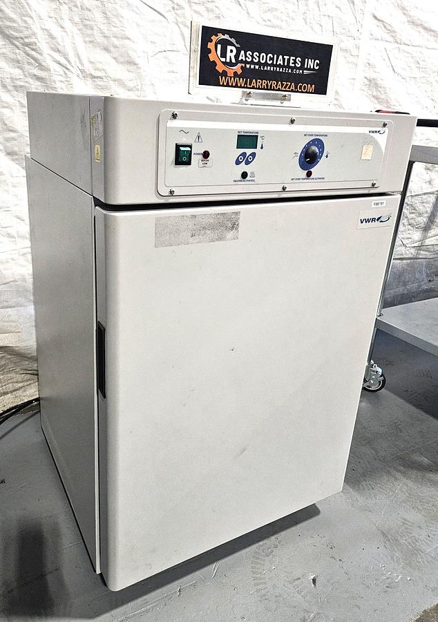 Used VWR MODEL 3015 WATER-JACKETED LABORATORY INCUBATOR – HEATED DOOR – 115V – TESTED & RUNNING PERFECTLY