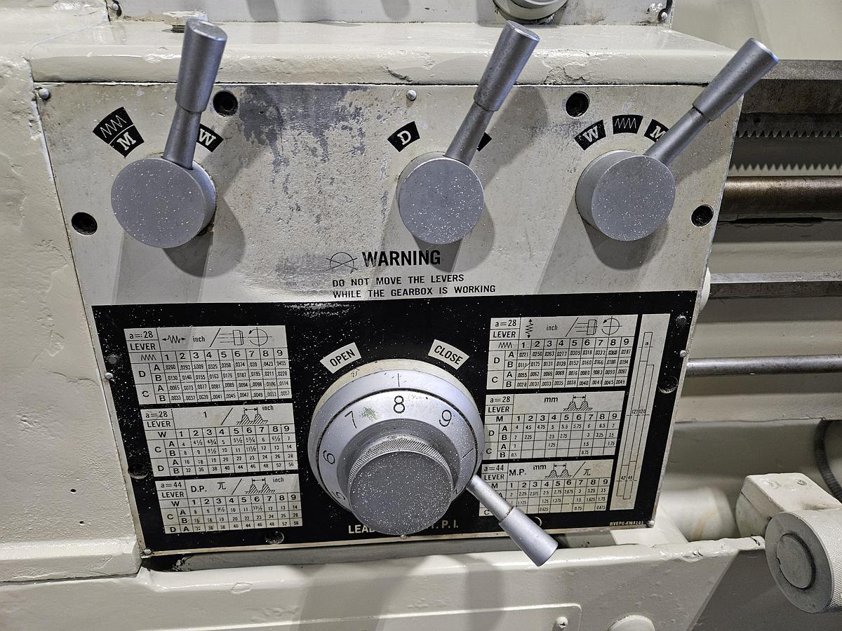 Used VICTOR 1640B ENGINE LATHE – 16" x 40" – 7.5 HP – TOOLING PACKAGE – EXCELLENT CONDITION