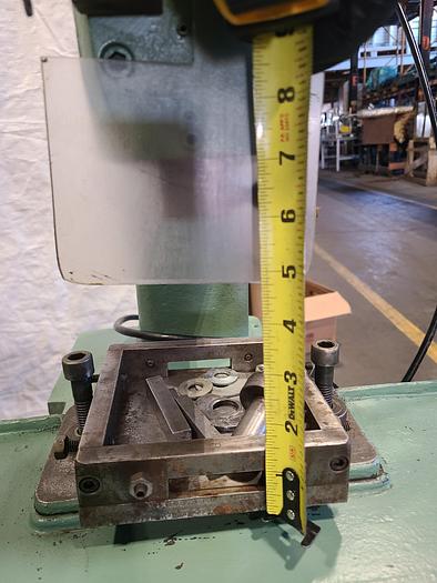 Used Hugold Air Press Stamping Assembly Crimping 110 Volt