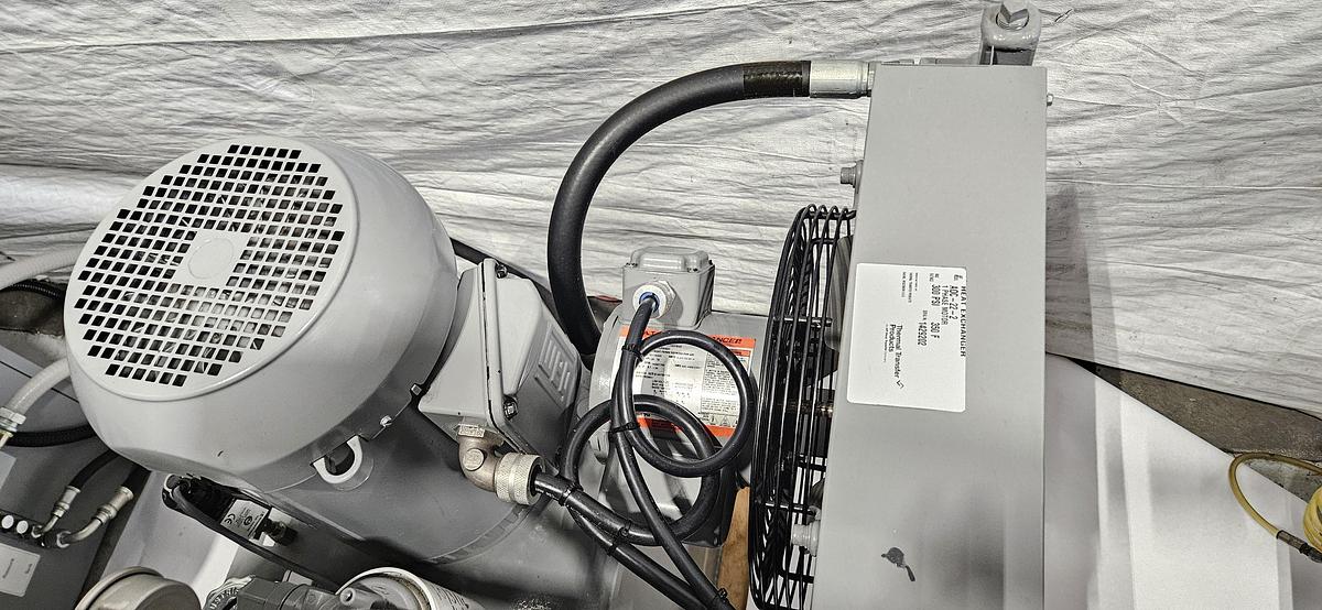 Used 2015 KENNAMETAL EXTRUDE HONE VECTOR 150