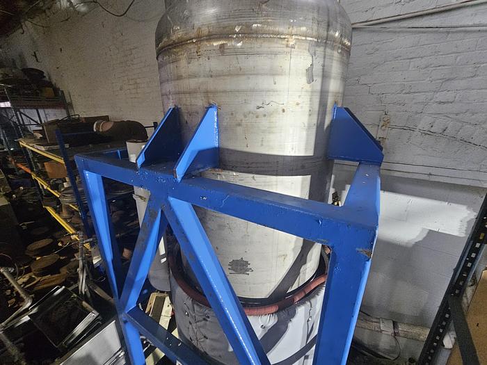 Used 150 Gallon Stainless Steel Pressure Vessel with stand and valves