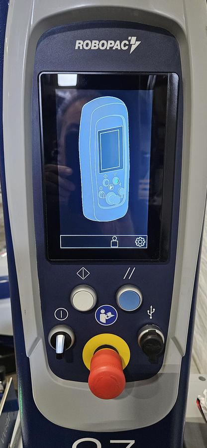 Used 2023 ROBOPAC ROBOT S7 PVS USA SELF-PROPELLED PALLET STRETCH WRAPPER – BATTERY POWERED – TOUCHSCREEN – TESTED