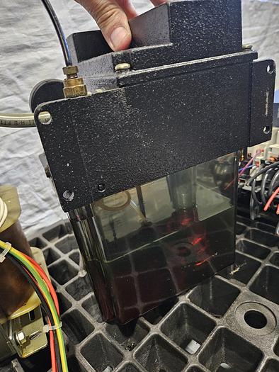 Used Tecalemit Interlube TX Automatic Lubrication System Pump 220V Bijur Type TESTED!!