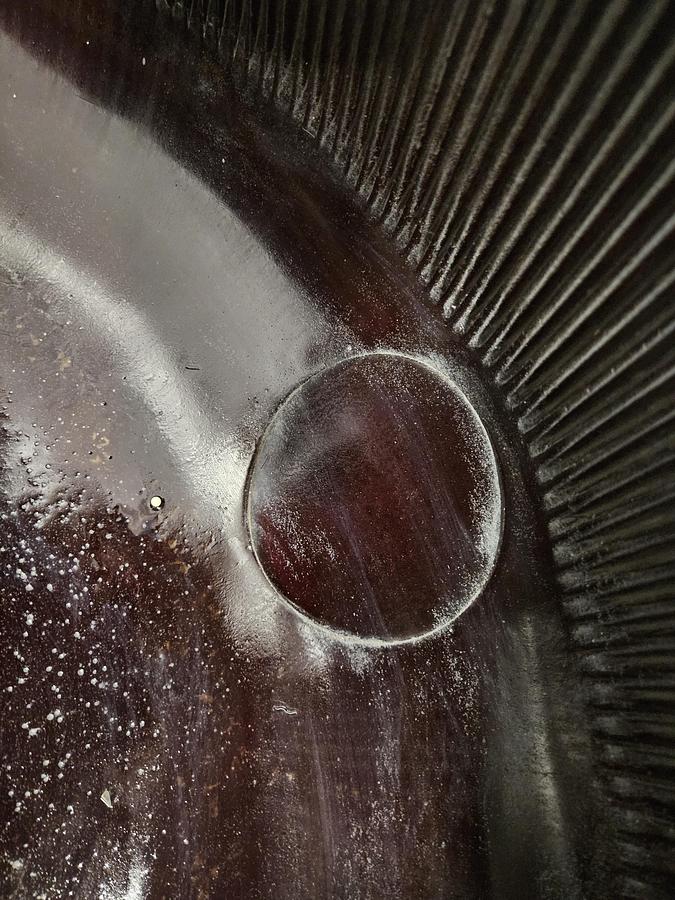 Used  Boulton FM-3-D Vibratory Finishing Machine 3 cubic foot Tumble Polish Deburr Metal