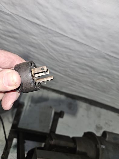 Used Scrap Metal Stock Chopper Recycle Brass Copper Steel Max Thickness 16 Gauge x 3" 110V