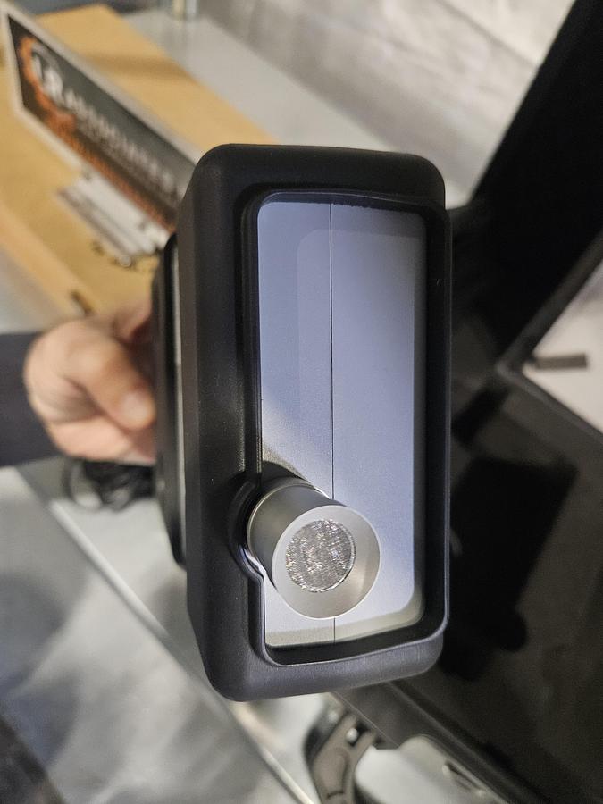 Used TEMTOP PMD 331 PARTICLE COUNTER – PORTABLE CLEANROOM AIR MONITOR – CALIBRATION CERTIFICATE – EXCELLENT CONDITION, TESTED!