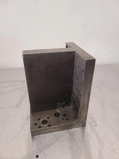 Used 8 x 6 Inch Steel Knee for Milling Grinding Set Up Machine Square 90 degree Angle Plate Mounting