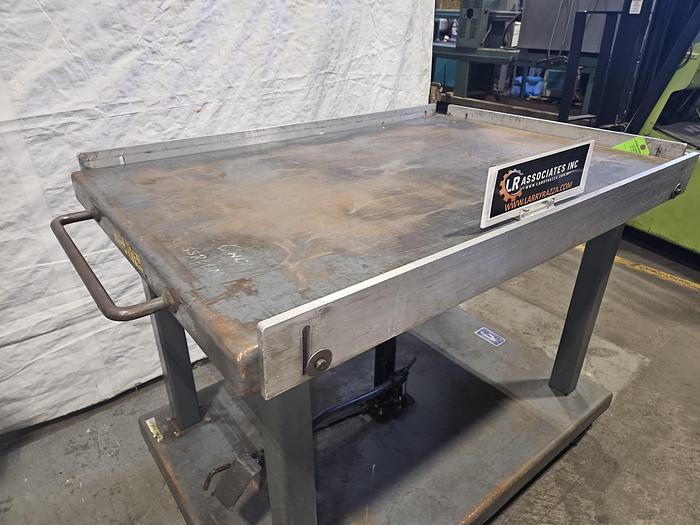 Used Wesco 6000 Lb. Lift Table on wheels Hydraulic Manual Jack 32 to 48 Inch